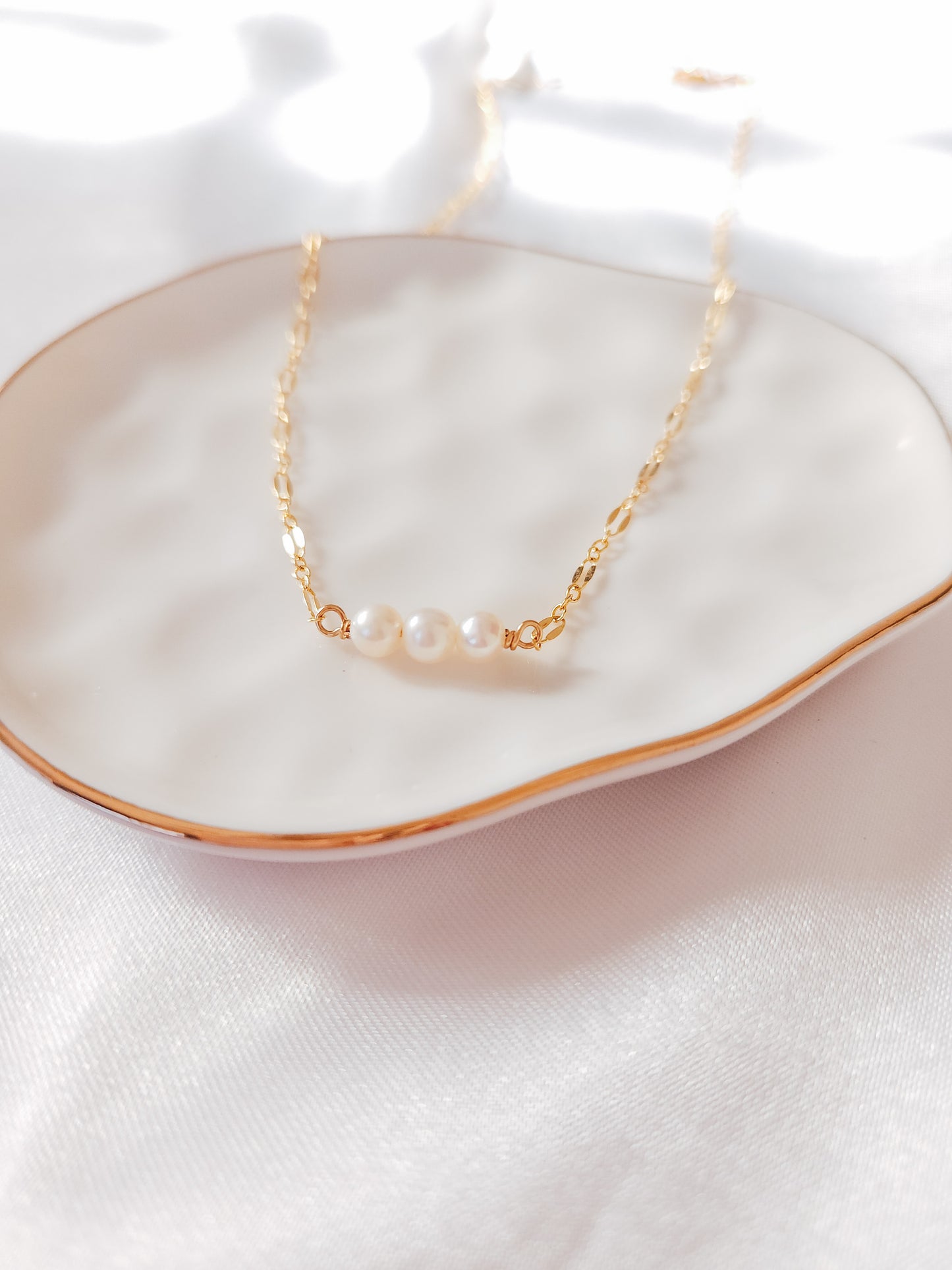 Lacey Pearl Necklace