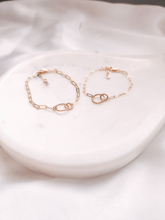 Linked Ring Bracelet