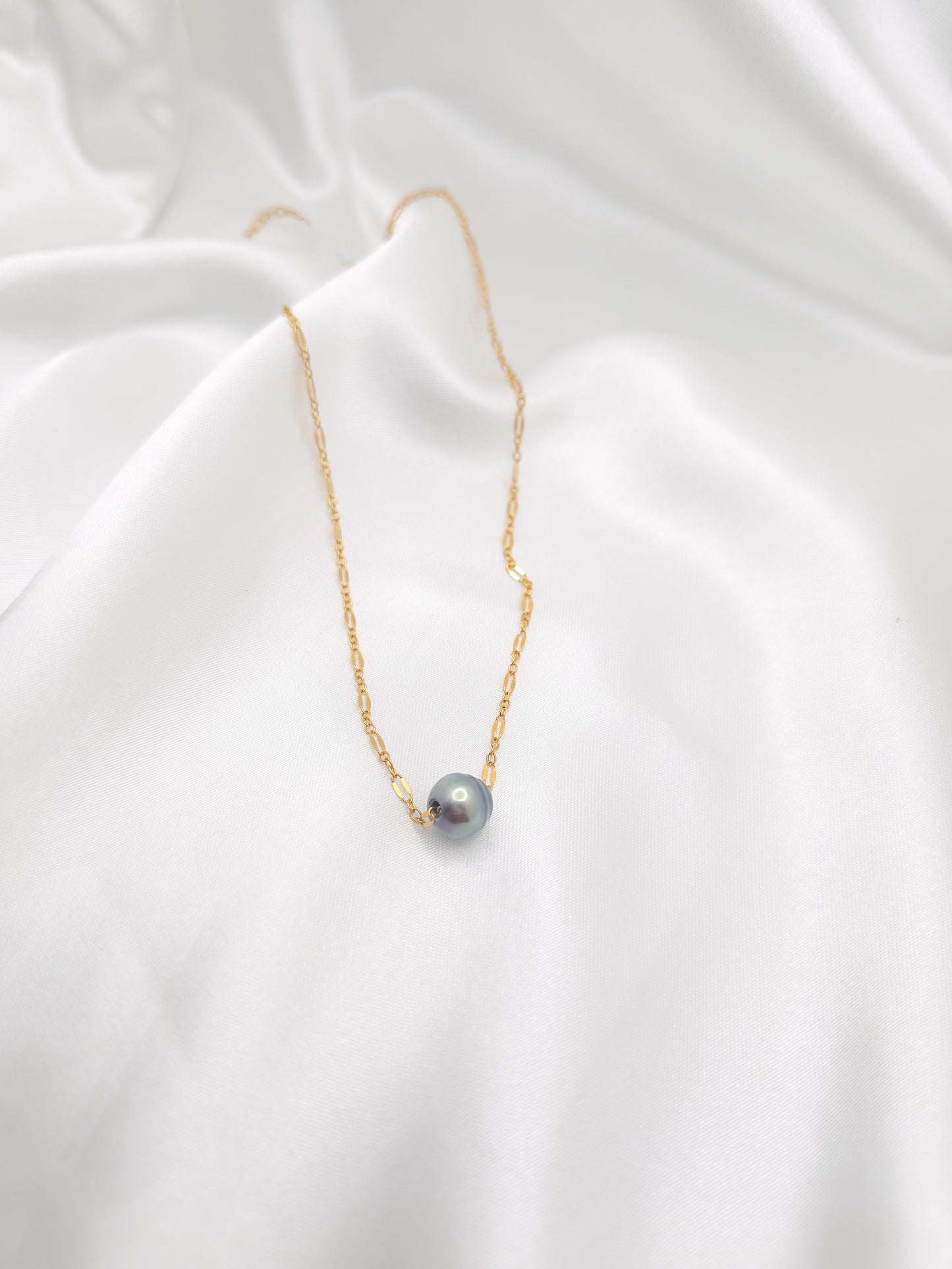 Tahitian Pearl Floating Necklace